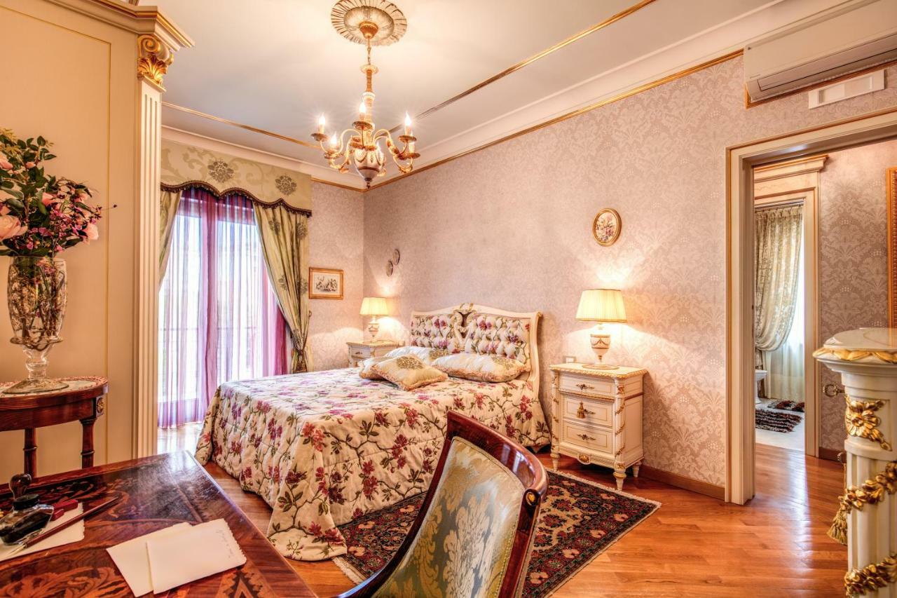 Ferienwohnung Domus Vittoria - The Luxury Quintessence Sorrent Exterior foto