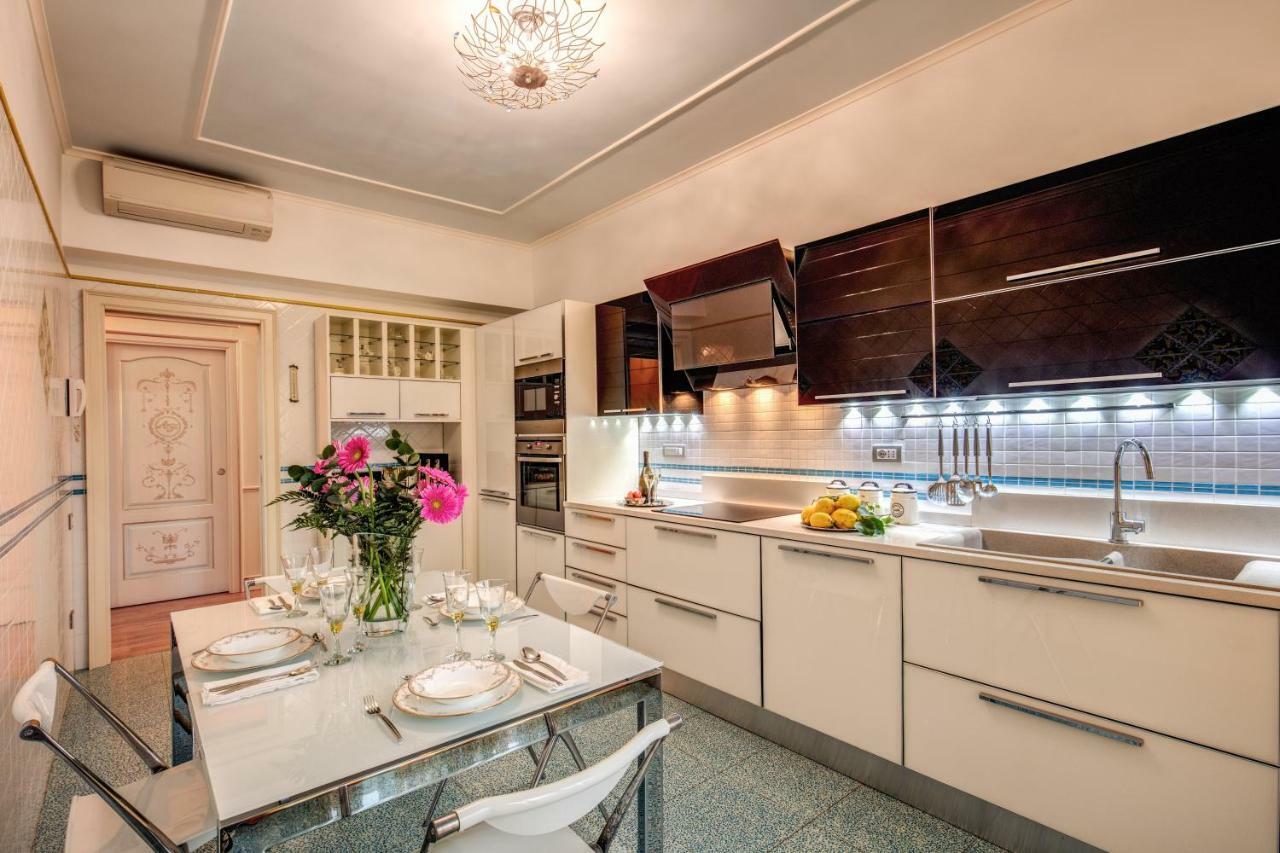 Ferienwohnung Domus Vittoria - The Luxury Quintessence Sorrent Exterior foto
