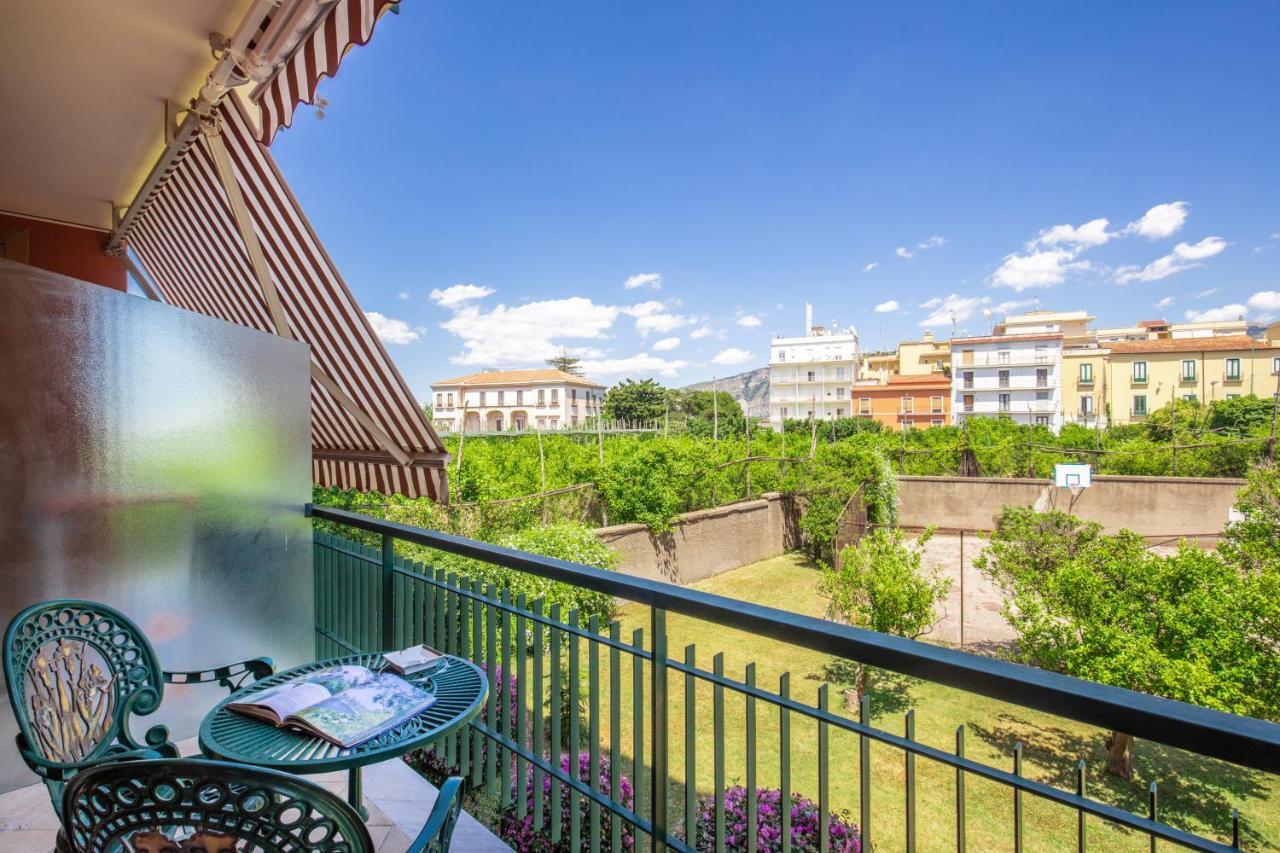 Ferienwohnung Domus Vittoria - The Luxury Quintessence Sorrent Exterior foto
